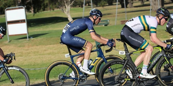 Aqua_blue_sport_1